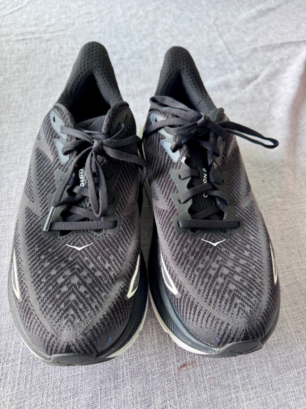 Hoka Women’s Clifton 9 Lace Up Athletic Running Shoes Size 9.5 - Picture 2 of 5